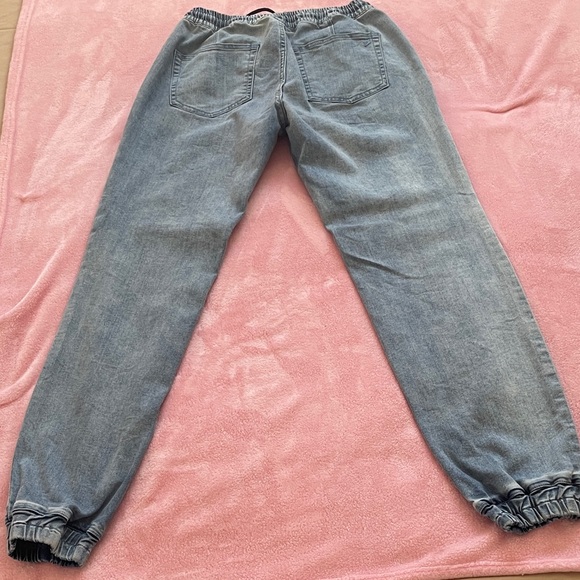 👖✨ LIRA Denim Jogger Jeans NWOT - Picture 5 of 7